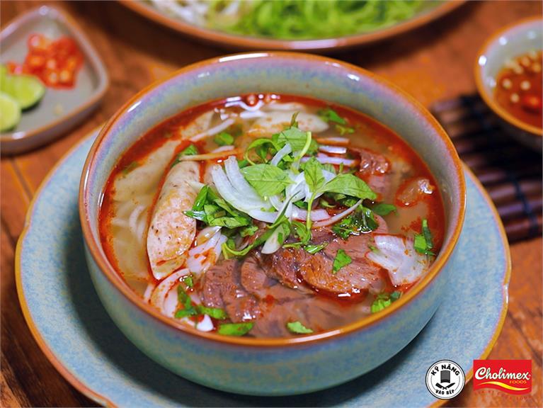CÁCH NẤU BÚN BÒ HUẾ NGON ĐẬM ĐÀ AI CŨNG LÀM ĐƯỢC