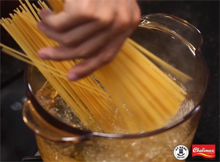 Cách làm Mì Ý sốt bò bằm ngon