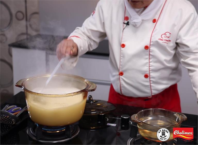 Cách làm Chân giò hầm thuốc bắc ngon