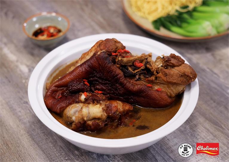 Cách làm Chân giò hầm thuốc bắc ngon