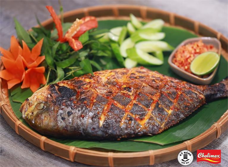 Cách làm Cá chim nướng muối ớt ngon cho bữa tiệc