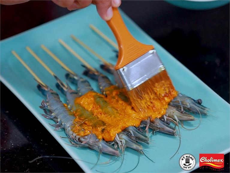 CÁCH LÀM TÔM NƯỚNG MUỐI ỚT NGON