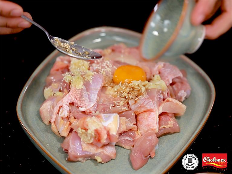 CÁCH LÀM GÀ RANG MUỐI NGON