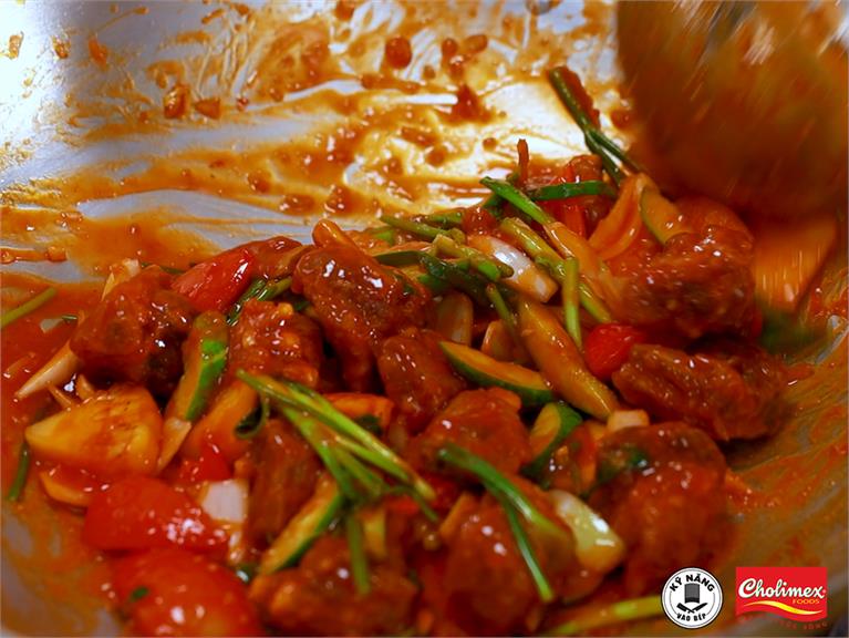 CÁCH LÀM SƯỜN XÀO CHUA NGỌT NGON