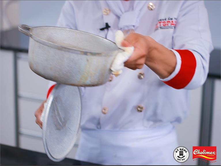 CÁCH LÀM THỊT KHO MẮM RUỐC VÀ CƠM CHÁY RẤT NGON