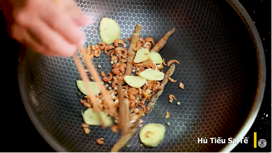 Cách nấu Hủ tiếu Sa tế Triều Châu thơm ngon đúng chuẩn người Hoa